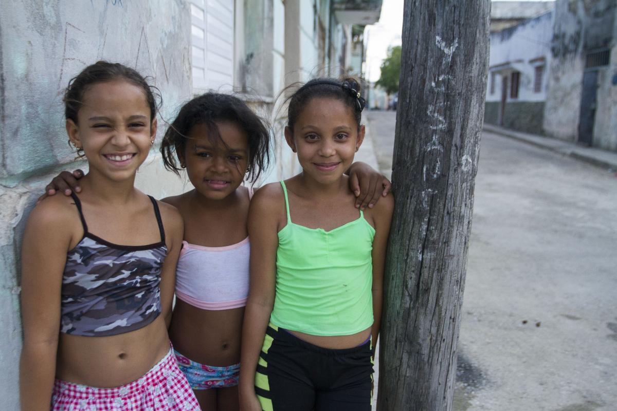 Cuban girls in cuba